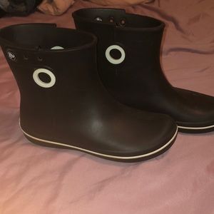 Crocs Rainboots